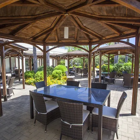 Paradise Rezort 4*