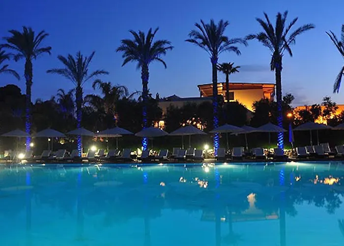 Resort Paradise 4*