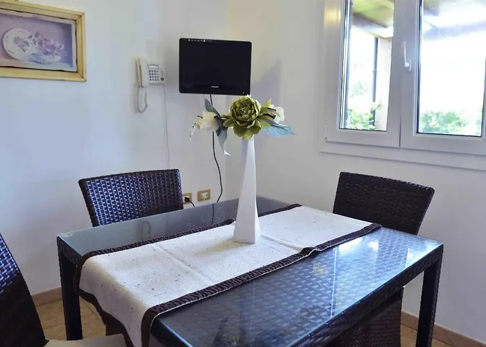 Paradise Θέρετρο